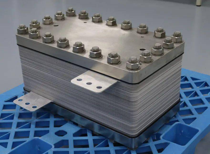 Generator Hidrogen Electrolyzer PEM dengan kemurnian tinggi (1NM3/ H - 50NM3/ H)