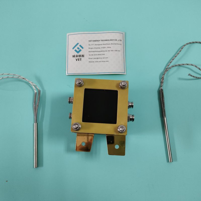 Perlengkapan uji digunakan untuk menguji kinerja elektroda membran sel bahan bakar