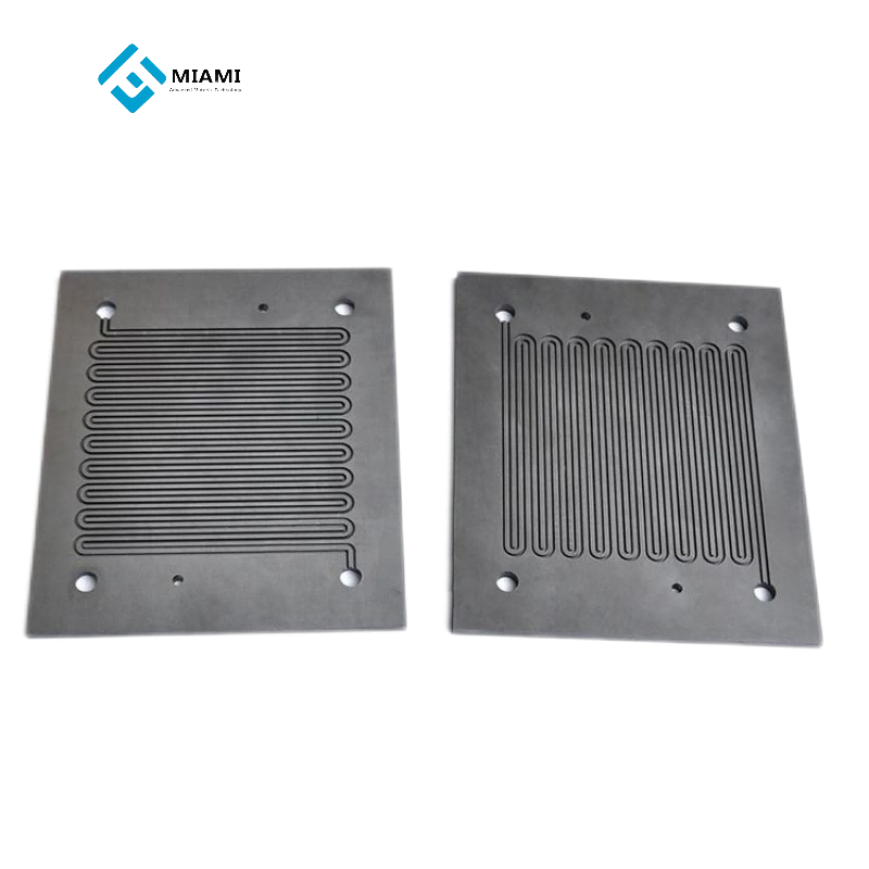 Pelat bipolar grafit ultra-tipis untuk desain ringan
